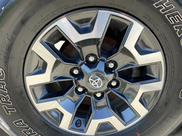 Photo of 2021 Gray Toyota Tacoma