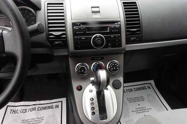 Photo of 2010 Magnetic Gray Nissan Sentra