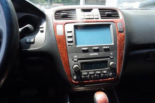 Photo of 2005 Silver Acura MDX