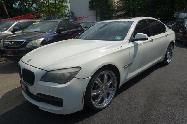 2012 BMW 750