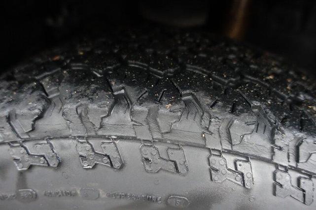 Photo of 2001 Silverstone Metallic Clearcoat Jeep Grand Cherokee