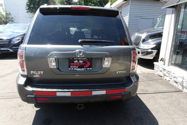 Photo of 2008 Nimbus Grey Metallic Honda Pilot