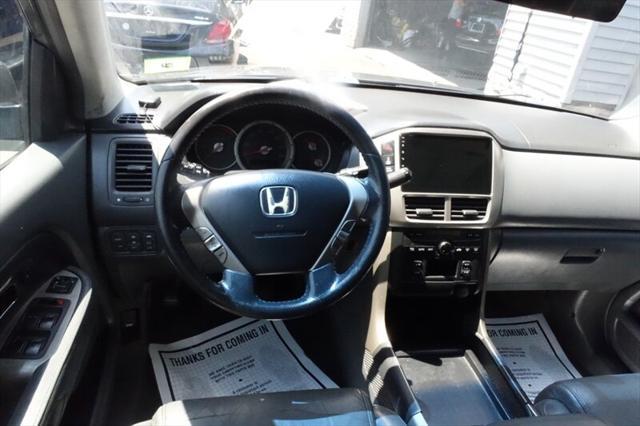 Photo of 2008 Nimbus Grey Metallic Honda Pilot