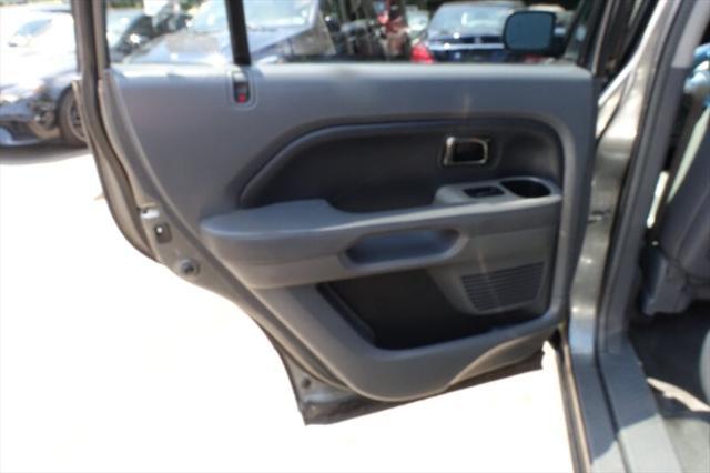 Photo of 2008 Nimbus Grey Metallic Honda Pilot
