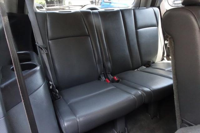Photo of 2008 Nimbus Grey Metallic Honda Pilot