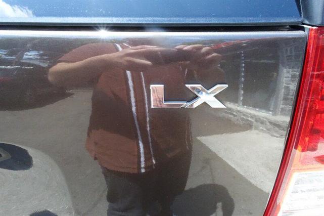 Photo of 2006 Smokey Brown Kia Sportage