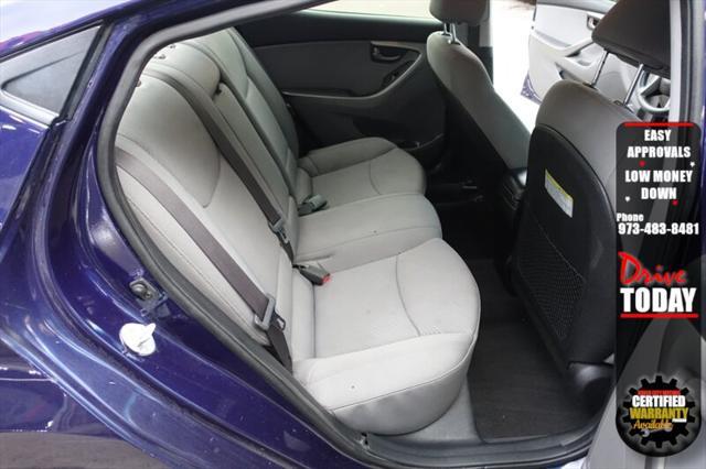 Photo of 2013 Blue Hyundai ELANTRA