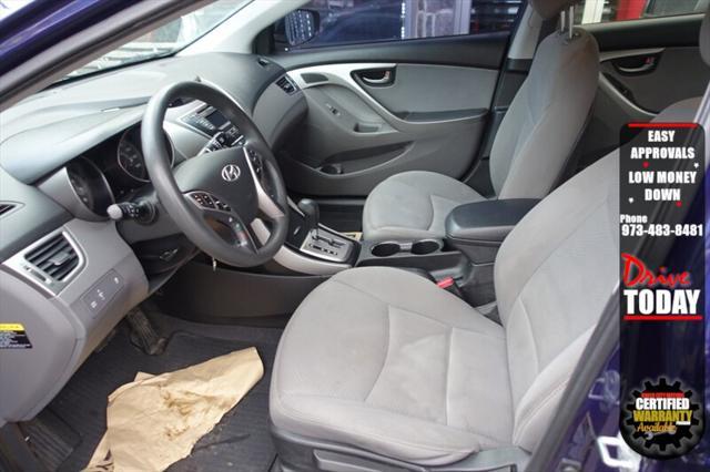 Photo of 2013 Blue Hyundai ELANTRA