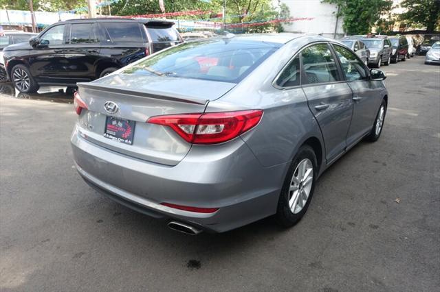 Photo of 2015 Shale Gray Metallic Hyundai SONATA