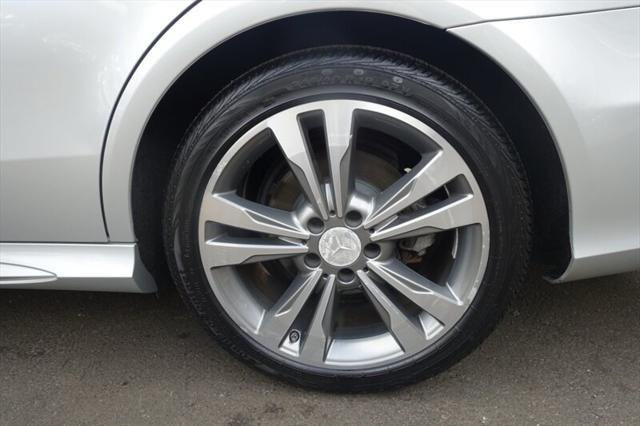 Photo of 2016 Diamond Silver Metallic Mercedes-Benz E-Class