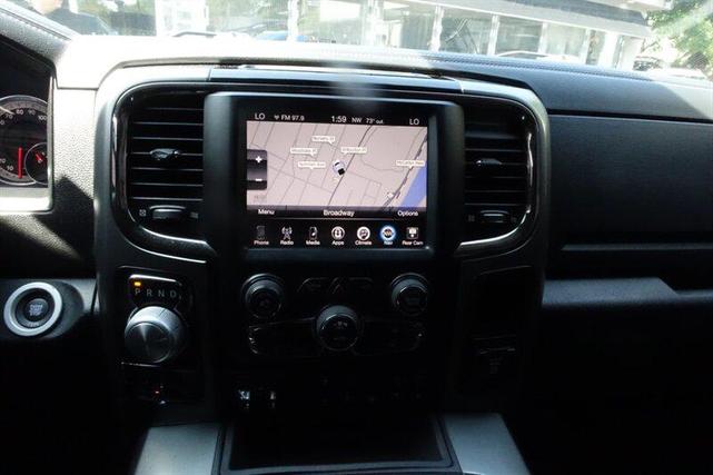 Photo of 2016 Blue Streak Pearl Coat RAM 1500
