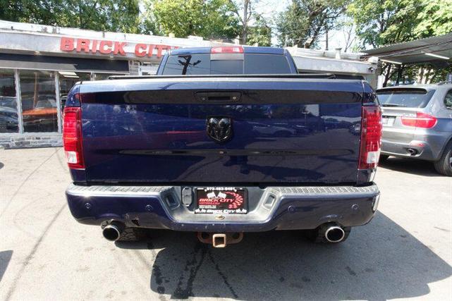 Photo of 2016 Blue Streak Pearl Coat RAM 1500