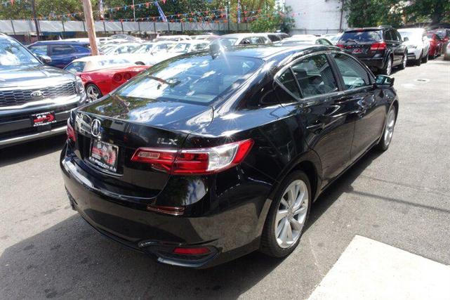 Photo of 2016 Crystal Black Pearl Acura ILX