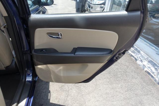 Photo of 2010 Blue Hyundai ELANTRA