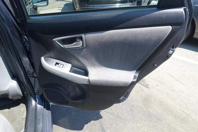 Photo of 2014 Gray Toyota Prius