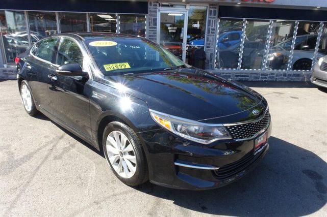 Photo of 2018 Ebony Black Kia Optima