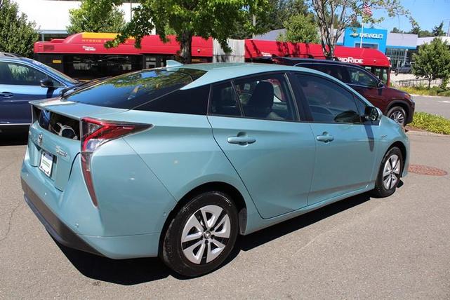 Photo of 2018 Sea Glass Pearl Toyota Prius
