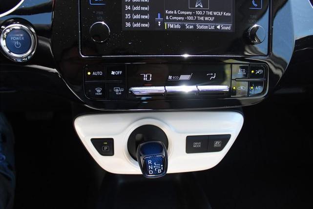 Photo of 2018 Sea Glass Pearl Toyota Prius