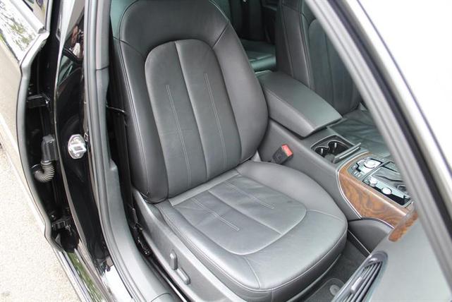 Photo of 2015 Phantom Black Pearl Audi A6