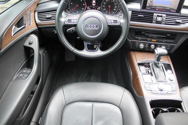 Photo of 2015 Phantom Black Pearl Audi A6