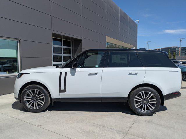 Photo of 2025 Fuji White Land Rover Range Rover