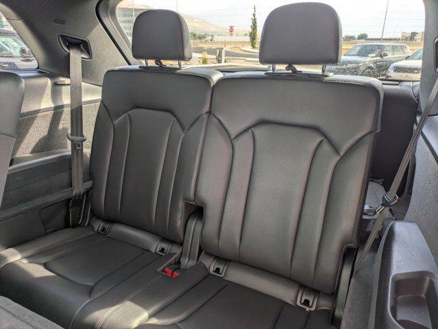 Photo of 2018 Graphite Gray Metallic Audi Q7