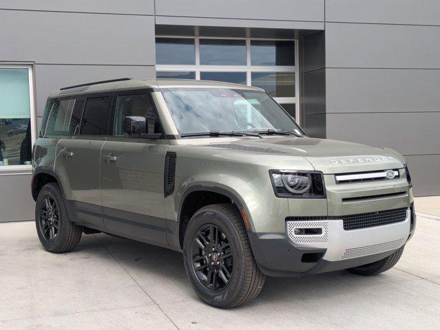 Photo of 2025 Pangea Green Metallic Land Rover Defender