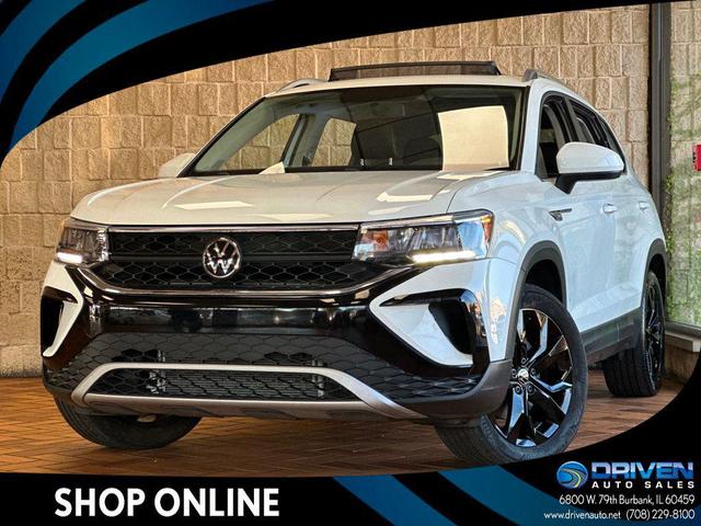 Photo of 2022 Pure White Volkswagen Taos