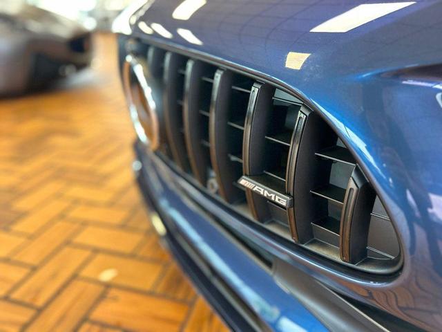 Photo of 2024 Twilight Blue Metallic Mercedes-Benz AMG C 43