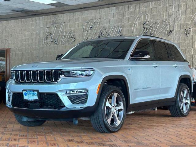 Photo of 2024 Silver Zynith Jeep Grand Cherokee 4xe