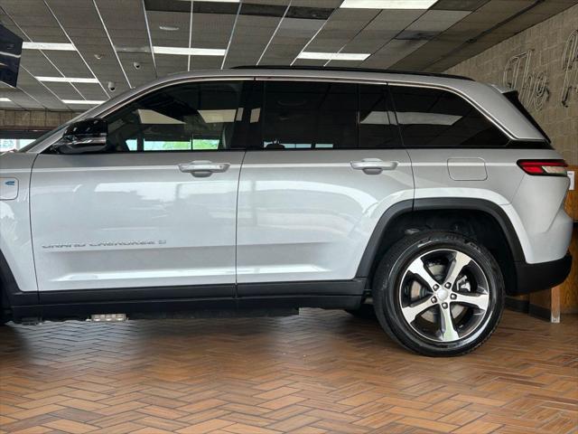 Photo of 2024 Silver Zynith Jeep Grand Cherokee 4xe
