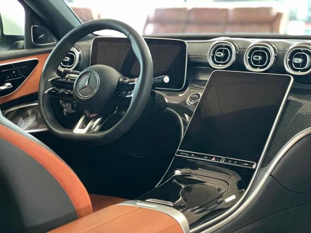 Photo of 2023 MANUFAKTUR Moonlight White Metallic Mercedes-Benz AMG C 43