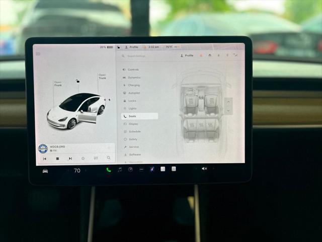 Photo of 2020 Pearl White Multi-Coat Tesla Model 3