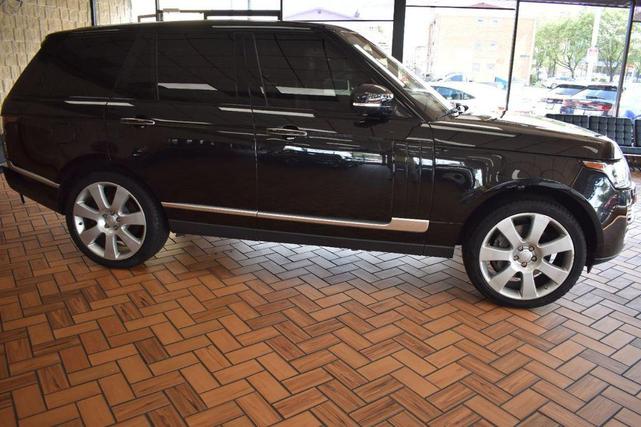 Photo of 2014 Santorini Black Metallic Land Rover Range Rover