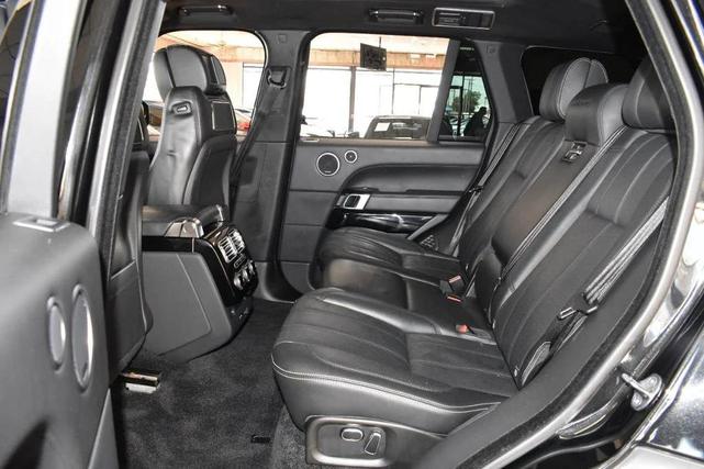 Photo of 2014 Santorini Black Metallic Land Rover Range Rover