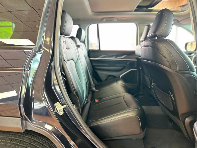 Photo of 2024 Midnight Sky Jeep Grand Cherokee 4xe