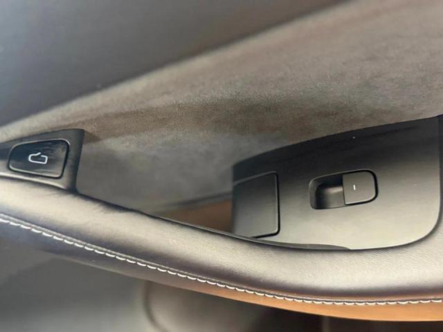 Photo of 2022 Midnight Silver Metallic Tesla Model Y