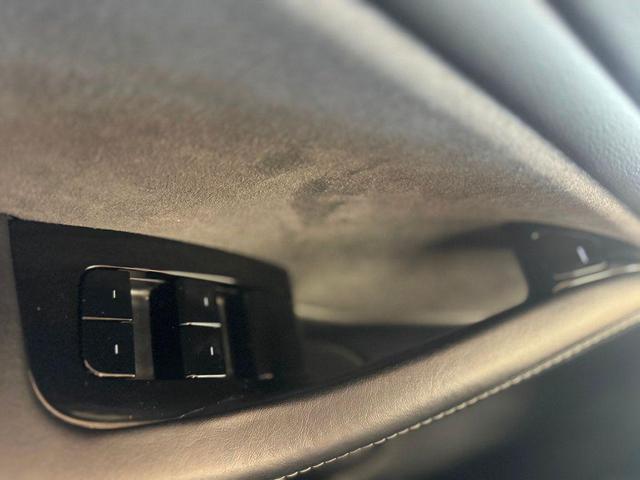 Photo of 2018 Black Tesla Model 3