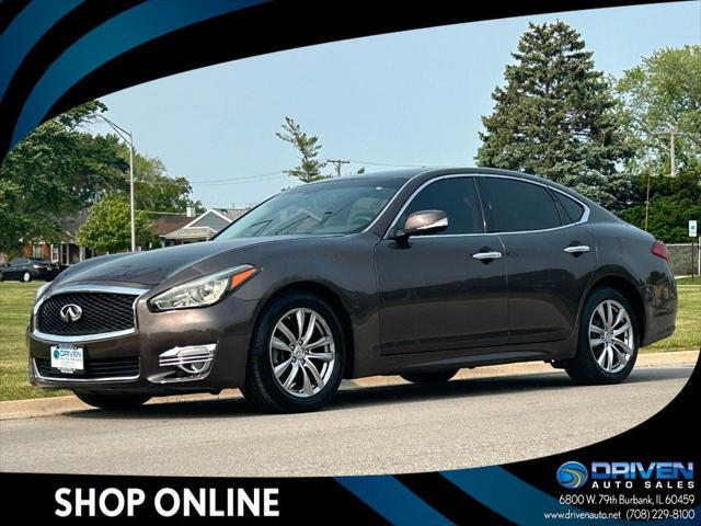 2017 Infiniti Q70