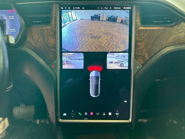 Photo of 2021 Midnight Silver Metallic Tesla Model X