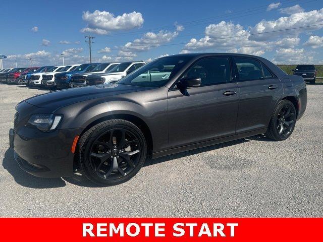 2023 Chrysler 300