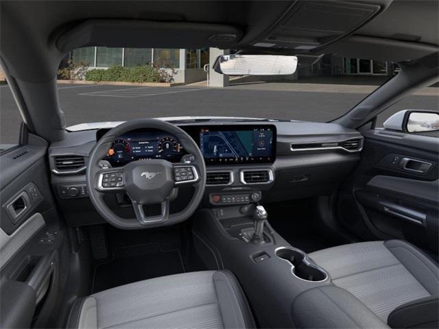 Photo of 2025 Oxford White Ford Mustang