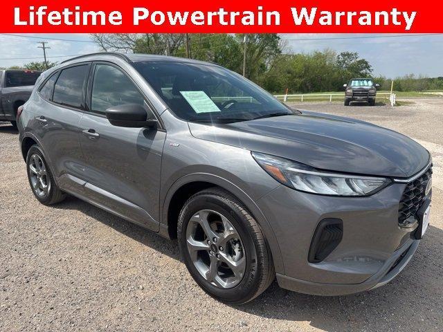 Photo of 2024 Gray Metallic Ford Escape