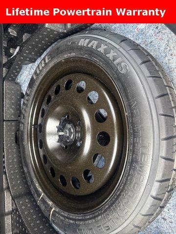 Photo of 2024 Gray Metallic Ford Escape
