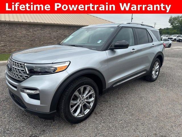 Photo of 2023 Iconic Silver Metallic Ford Explorer