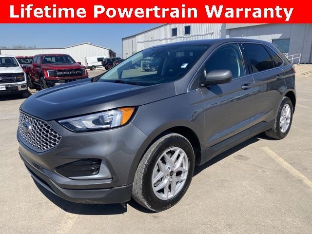 2023 Ford Edge