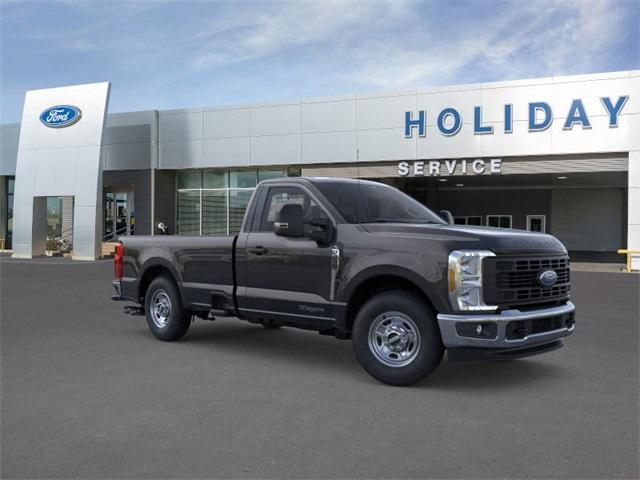 Photo of 2025 Agate Black Metallic Ford F-250