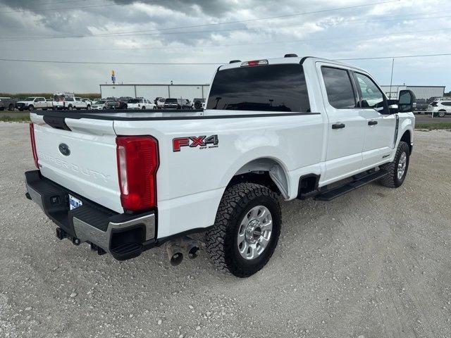 Photo of 2024 Oxford White Ford F-250