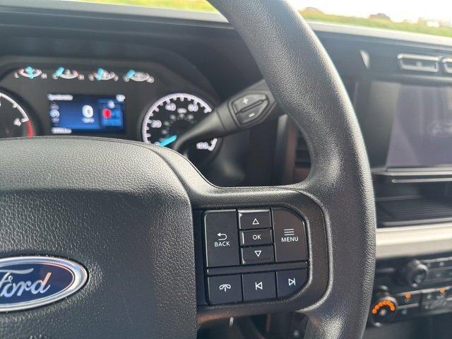 Photo of 2024 Oxford White Ford F-250