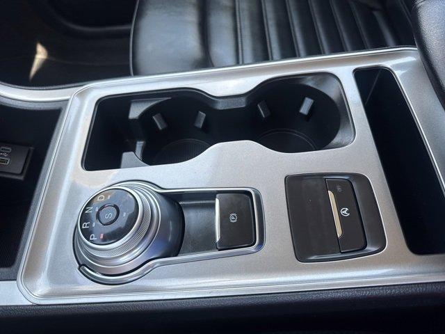 Photo of 2024 Silver Metallic Ford Edge